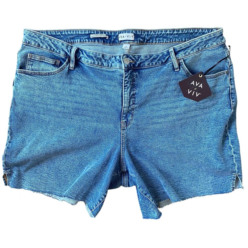 NEW AVA & VIV Denim Jean Shorts Raw Hem Medium Blue Wash Size 24 Casual